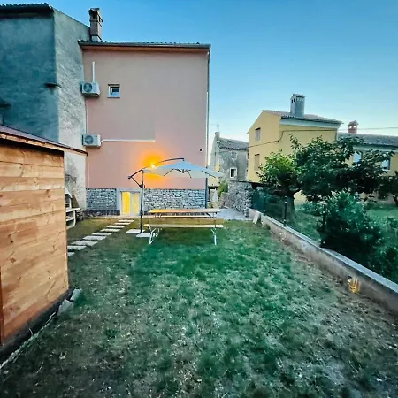 Milka Villa